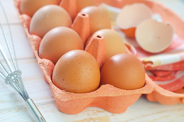 Image showing raw eggs