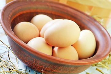 Image showing raw eggs