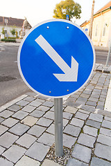 Image showing Right arrow sign