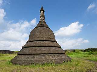 Image showing The Koe-thaung Temple in Myanmar