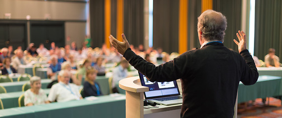 Image showing Speaker at Business Conference and Presentation.