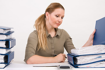 Image showing confident business woman