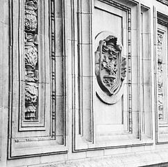 Image showing england  historic   marble and statue in old city of london 