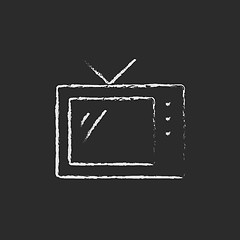 Image showing Retro TV icon drawn in chalk.