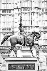 Image showing marble and statue in old city of london england