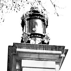 Image showing historic   marble and statue in old city of london england