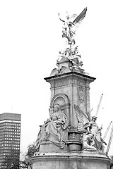Image showing historic   marble and statue in old city of london england