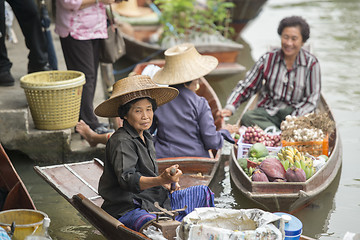 Image showing ASIA THAILAND SAMUT SONGKHRAM THA KHA FLOATING MARKET