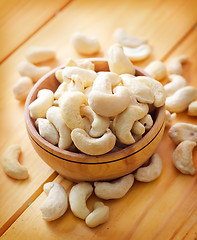 Image showing Organic Cashew with no shell on a background