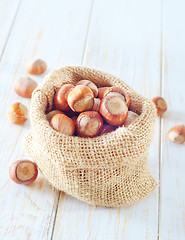 Image showing hazelnuts