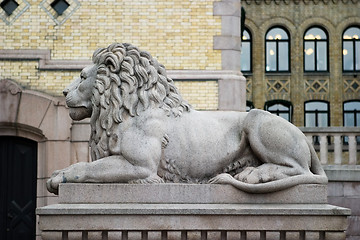 Image showing Lion Statue