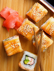 Image showing Salmon Maki Roll