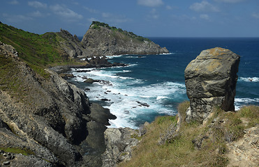 Image showing Crystalline sea beach in Fernando de Noronha,Brazil