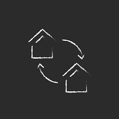 Image showing House exchange icon drawn in chalk.