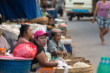 Image showing Hindu peoples at the traditional street market, Bali