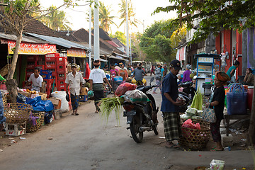 Image showing Hindu peoples at the traditional street market, Bali