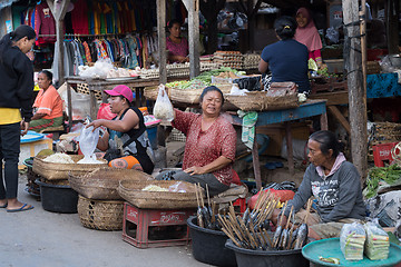 Image showing Hindu peoples at the traditional street market, Bali
