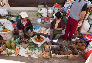 Image showing Traditional Marketplace with local fruit in Tomohon City