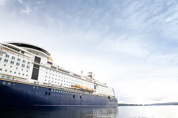 Image showing Cruise Ship