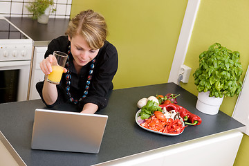 Image showing Online Lunch
