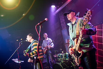 Image showing Band performs on stage