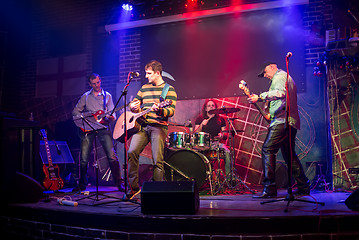 Image showing Band performs on stage