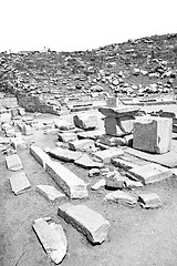 Image showing in delos greece the historycal acropolis and old ruin site