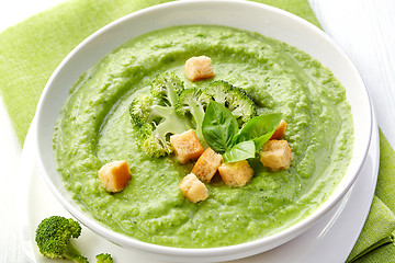 Image showing broccoli and green peas soup