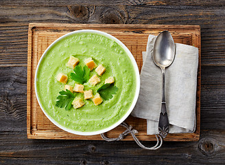 Image showing bowl of broccoli and green peas cream soup