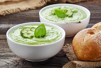 Image showing broccoli and green peas soup