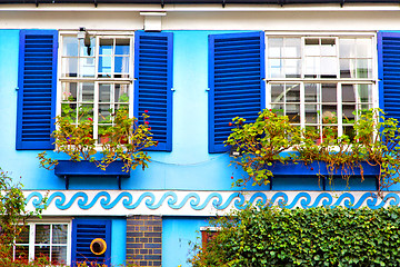 Image showing notting   hill  area  in london   flowers