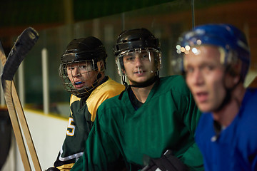 Image showing ice hockey players on bench