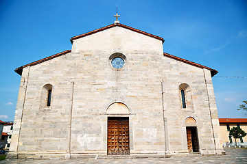 Image showing heritage    architecture in italy europe       and sunlight