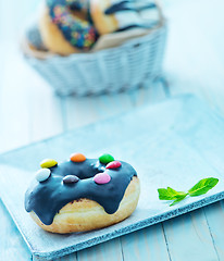 Image showing donuts on plate 