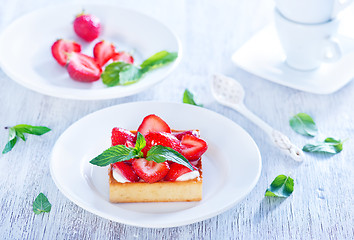 Image showing cake with strawberry