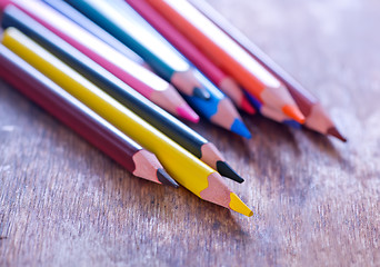 Image showing color pencils