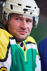 Image showing ice hockey players on bench