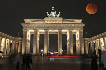 Image showing Brandenburg Gate with Bloody Moon, Berlin, Germany