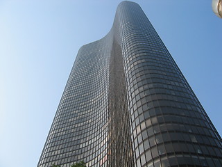Image showing Office building in Chicago