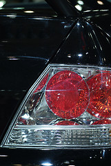 Image showing Rear light of black car