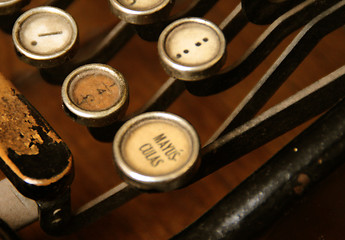 Image showing old typewriter