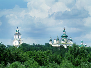 Image showing bell tower and Troitskyi monastery in Chernihiv 