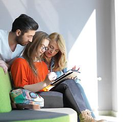 Image showing students group working on school  project  together