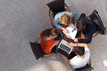 Image showing students group working on school  project  together