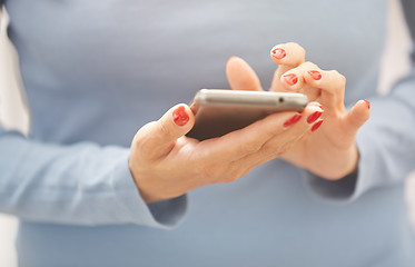 Image showing Woman using smartphone