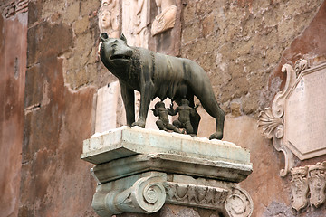 Image showing Rome statue