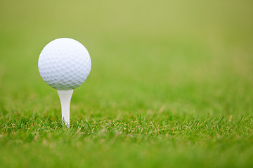 Image showing Golf ball