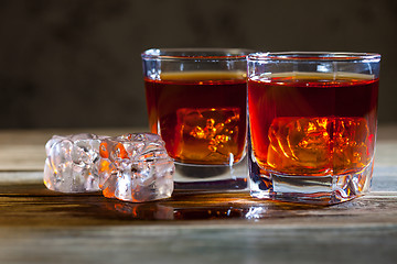 Image showing good old whiskey with ice