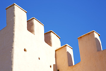 Image showing brown     old ruin in     construction  