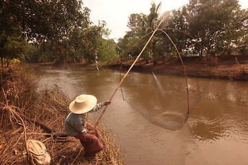 Image showing ASIA THAILAND ISAN KHORAT PEOPLE FISHING